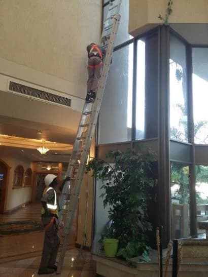 High Rise Cleaners at sh safari court
